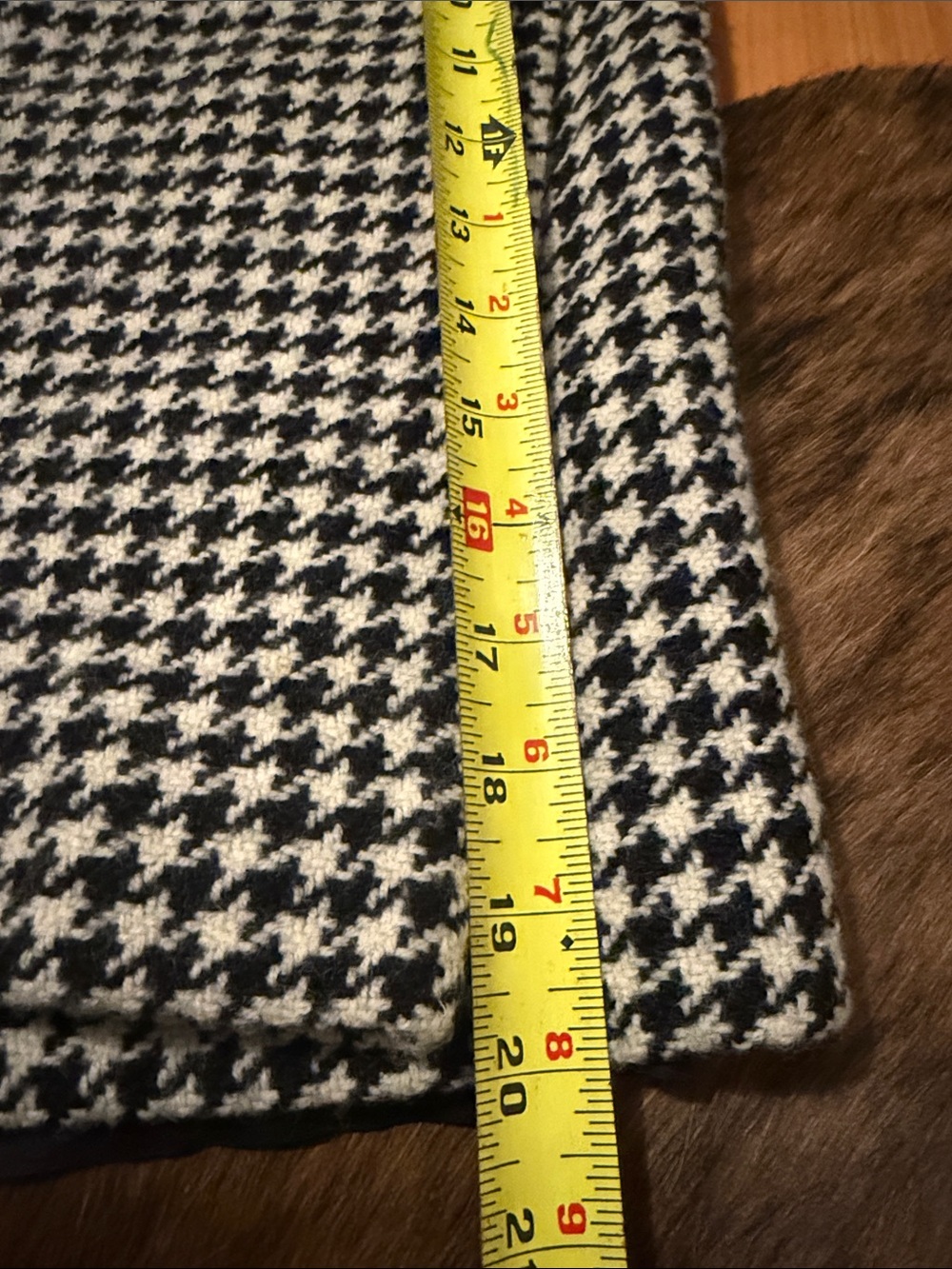 Vintage Ralph Lauren Black and White Houndstooth Wrap Skirt - Picture 6 of 9